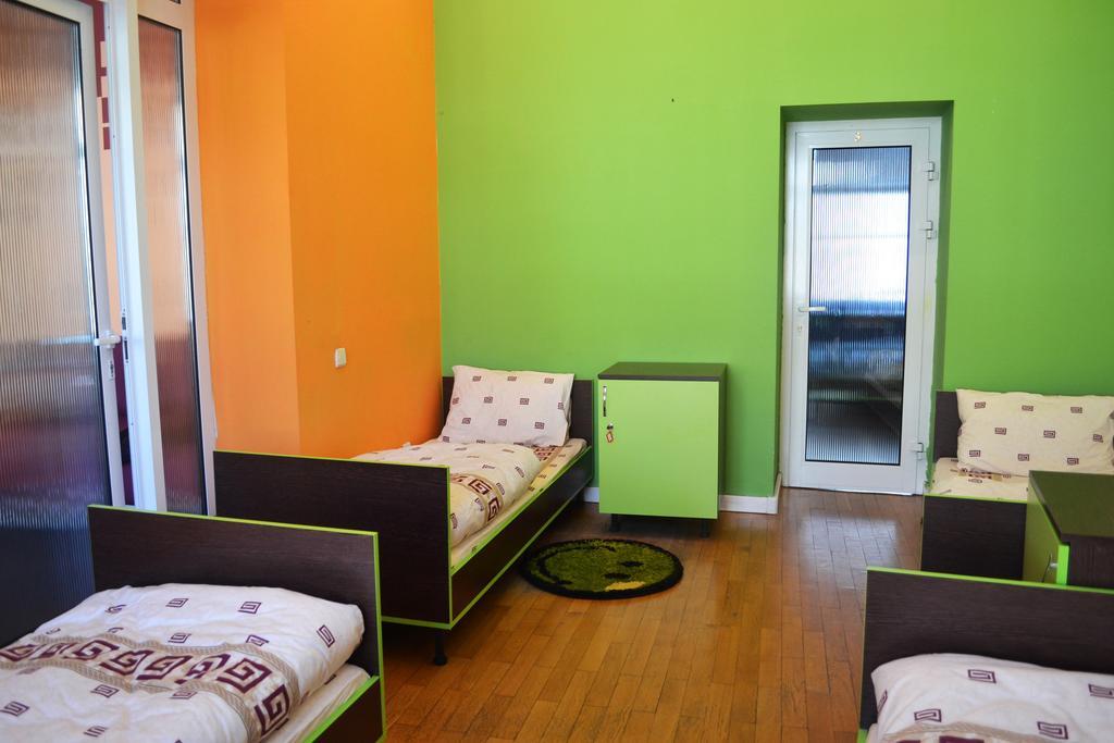 Wanted Hostel Λβιβ Εξωτερικό φωτογραφία