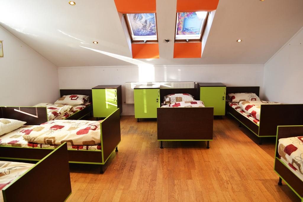 Wanted Hostel Λβιβ Εξωτερικό φωτογραφία