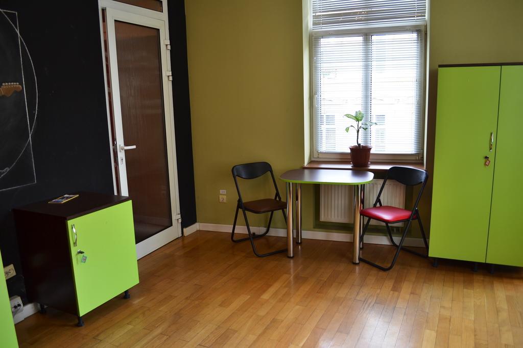 Wanted Hostel Λβιβ Εξωτερικό φωτογραφία