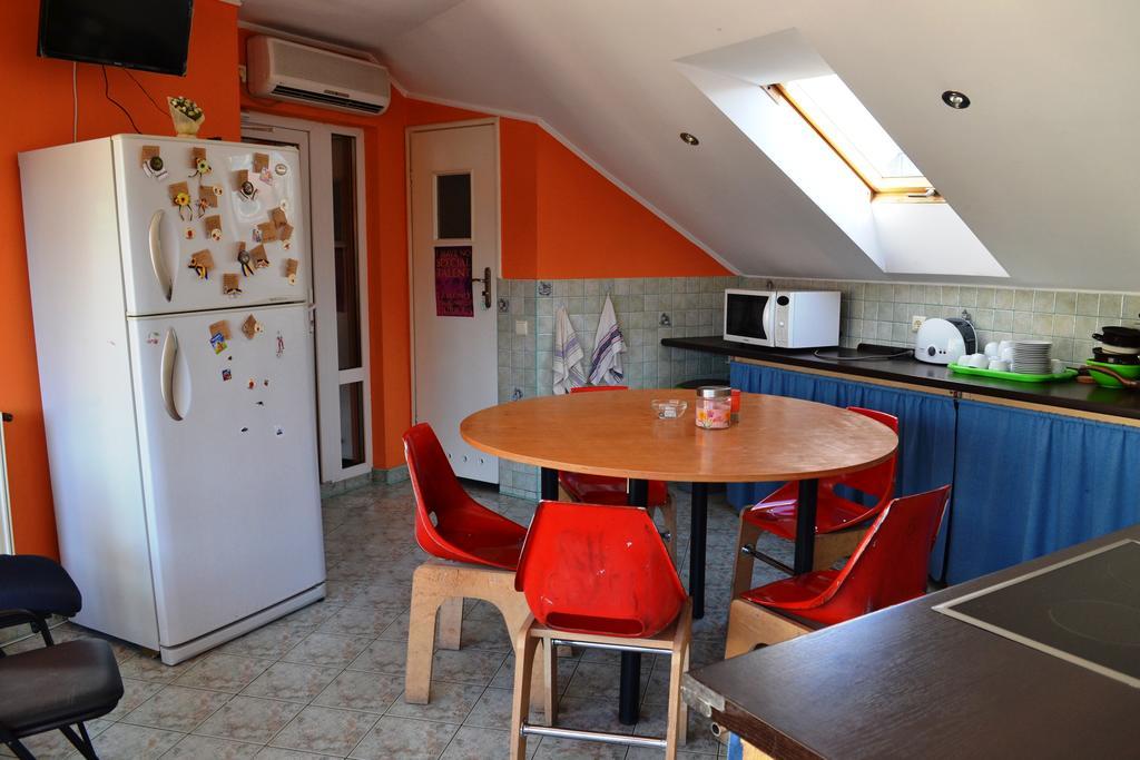 Wanted Hostel Λβιβ Εξωτερικό φωτογραφία
