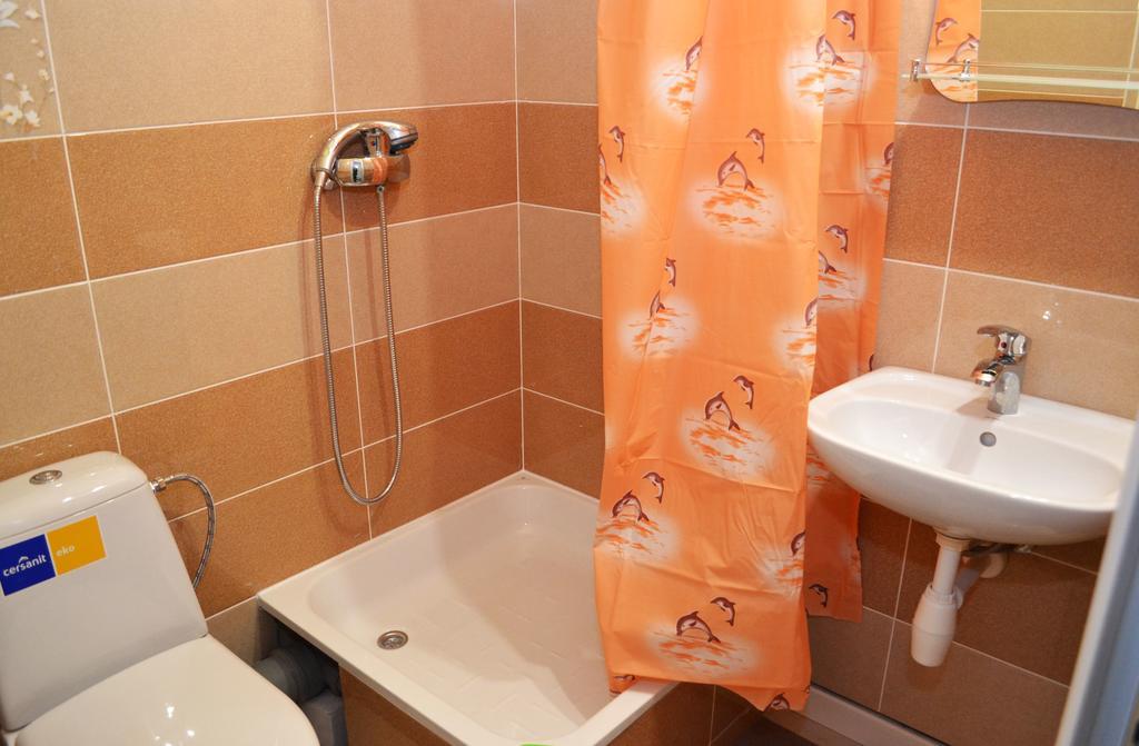 Wanted Hostel Λβιβ Εξωτερικό φωτογραφία